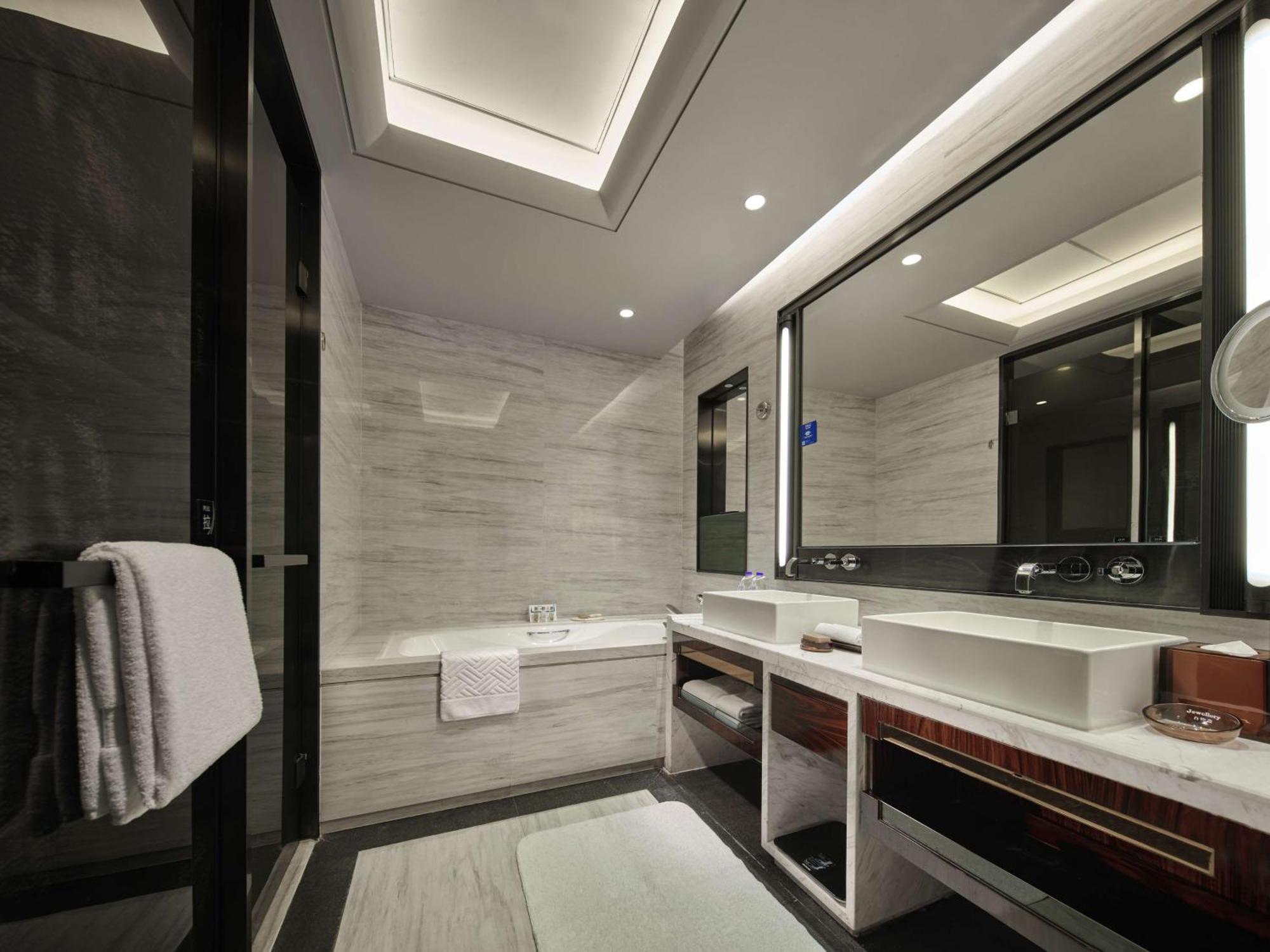 Hilton Shenzhen Shekou Nanhai Exterior foto